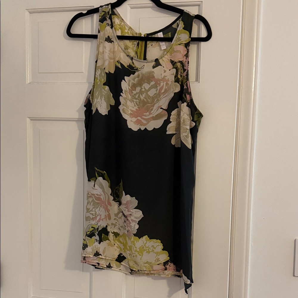 Xhilaration Dark Green Floral Blouse